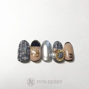 トレンドアートネイルMetallic-ClloNail | 松山市ネイルサロンピンクベリー