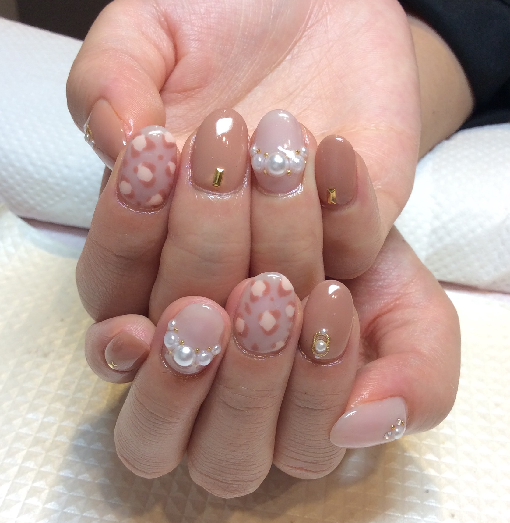 ヒョウ柄ネイル｜松山市ネイルサロンピンクベリー