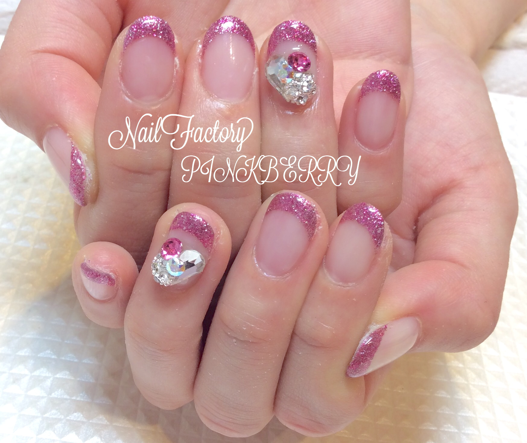 フレンチネイル｜松山市ネイルサロンピンクベリー