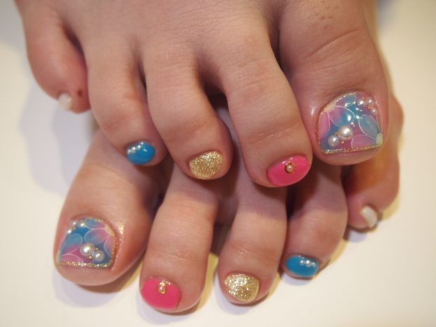 フラワーネイル｜松山市ネイルサロンピンクベリー