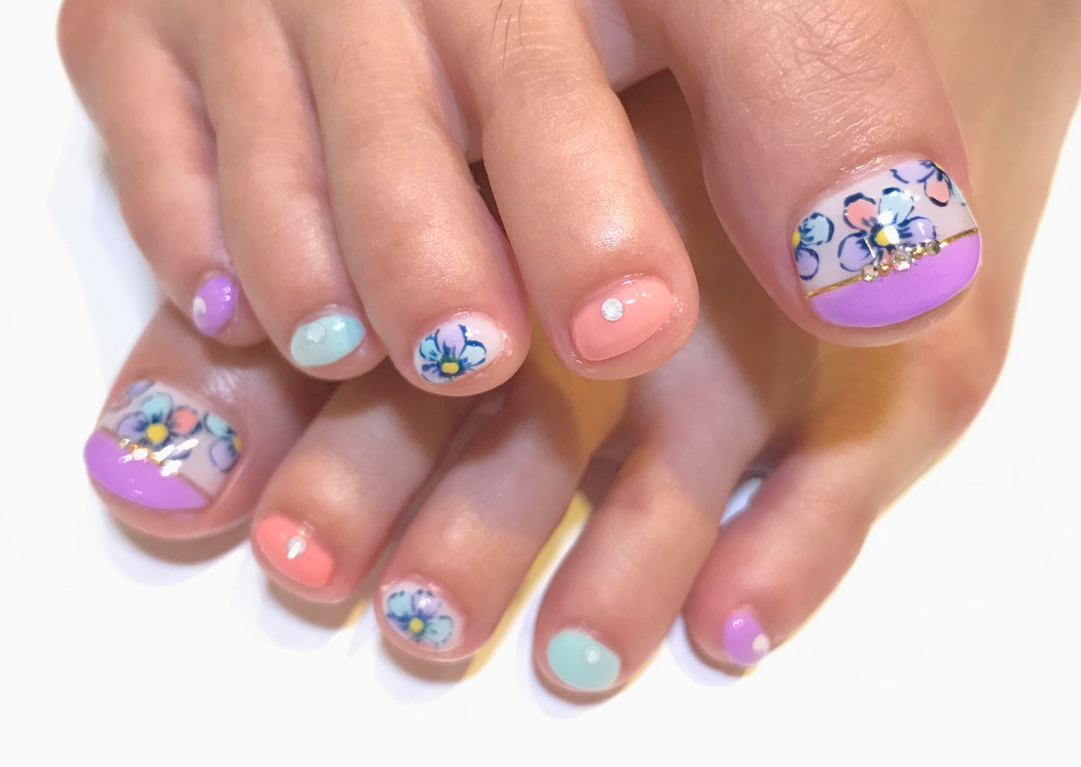 フラワーネイル｜松山市ネイルサロンピンクベリー