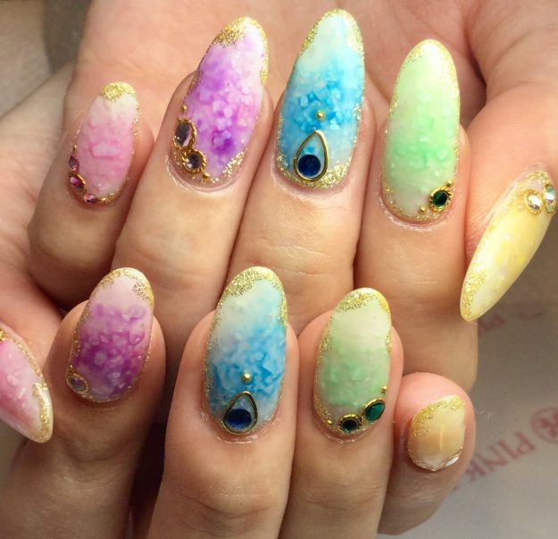 カラフルネイル｜松山市ネイルサロンピンクベリー