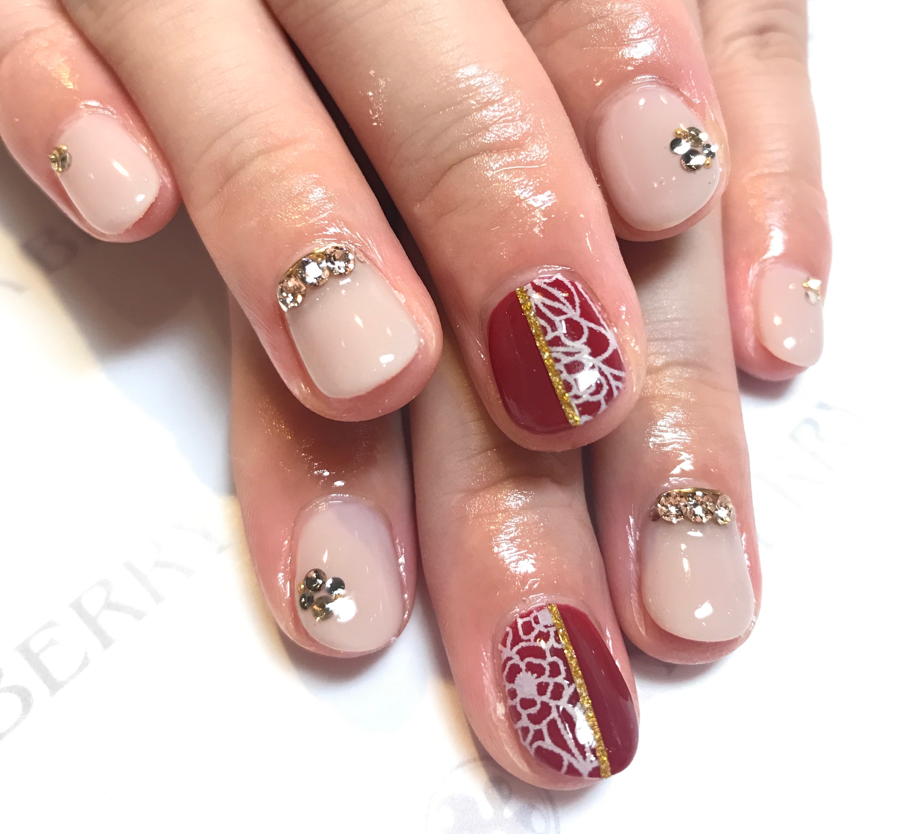 レースネイル｜松山市ネイルサロンピンクベリー