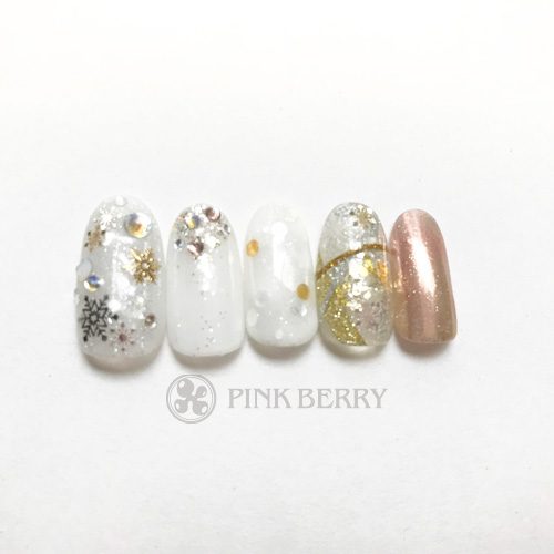 トレンドアートネイルSnow_ballNail｜松山市ネイルサロンピンクベリー